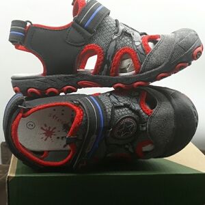 KIDS RED & BLACK SANDALS